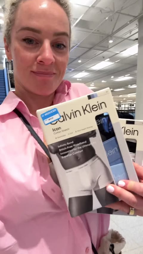 Instagram post by @ashpollard__ for David Jones. Caption reads: The @davidjonesstore Black Friday sales are to be....