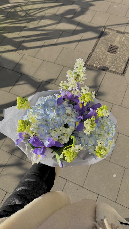 Instagram post by @melandthemonsters for ISABEL MARANT. Caption reads: [...] look you like best! 
.
.
Dresses:
1....