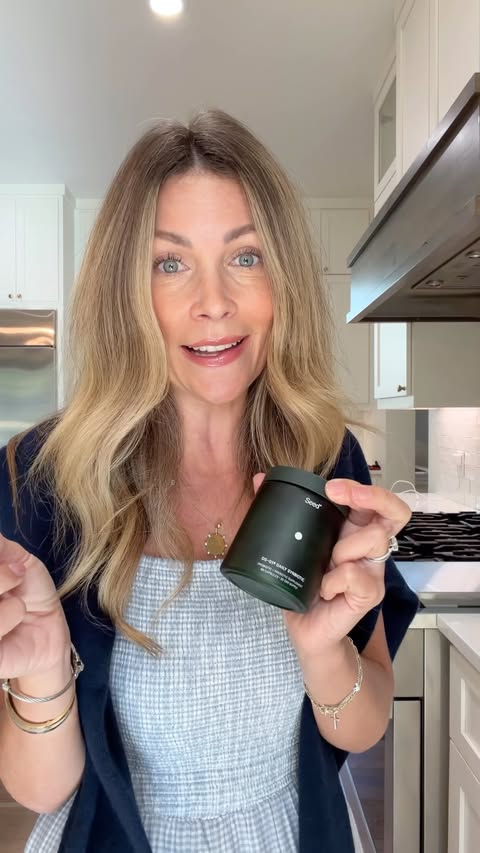 Instagram post by @ashleeknichols for Seed. Caption reads: I’ve been taking Seed’s DS-01® Daily Synbiotic and....
