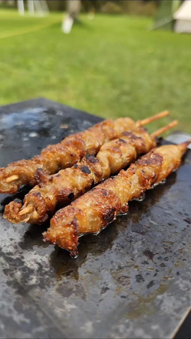Instagram post by @akira_militarycamp for Takenoya. Caption reads: ご提供頂きました☺
【提供商品】博多ぐるぐるとりかわ（20本入り）
　　　　　　https://ta....