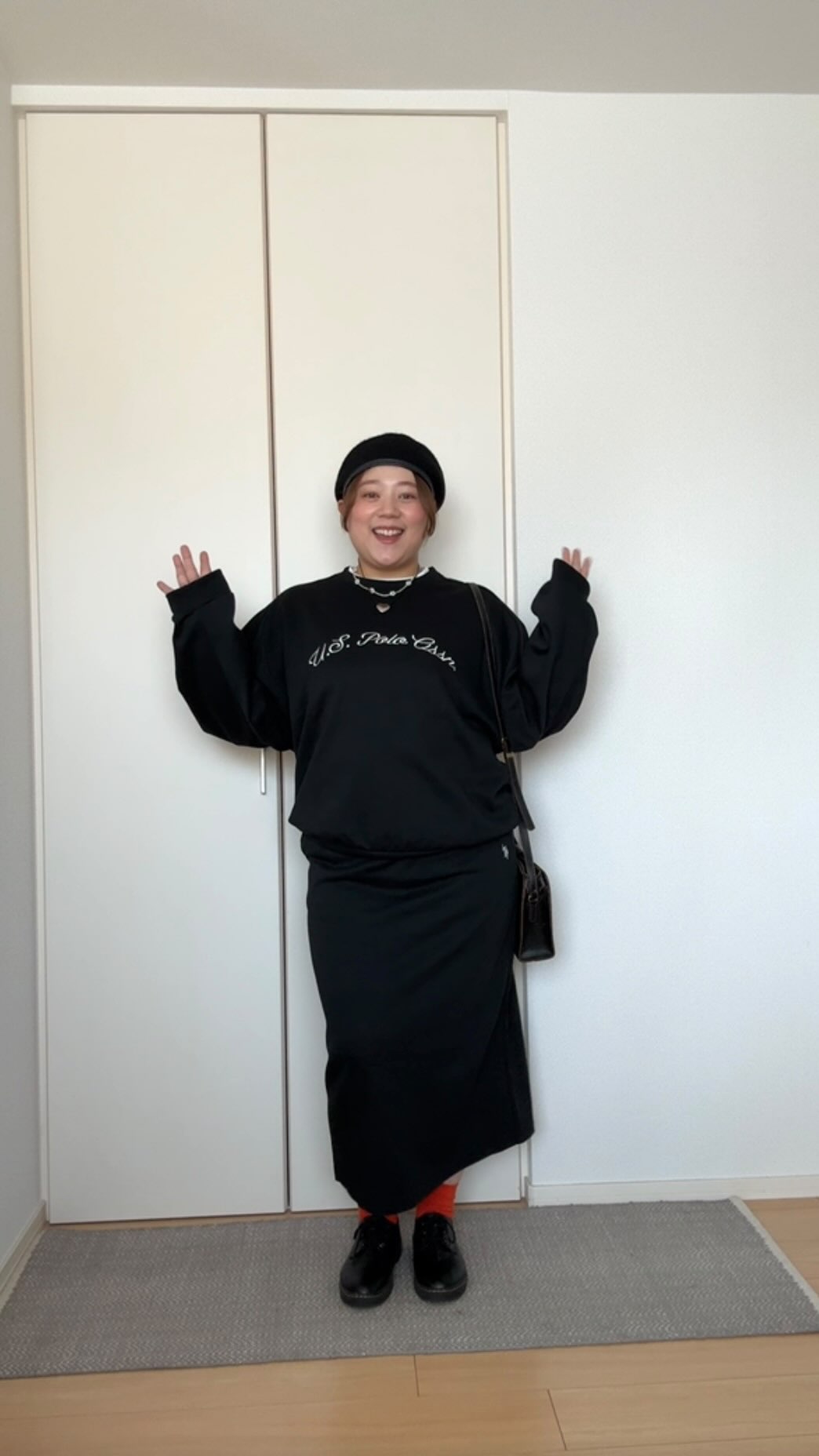 Instagram post by @i_am_osamu for Shimamura. Caption reads: 📢おしらせ📢
わたしが着用しているセットアップアイテムが
しまむらさんから9月17日17時から
....