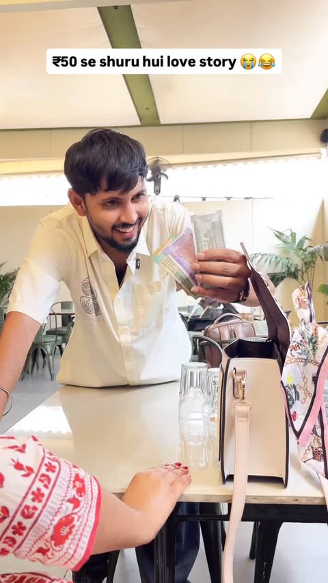Instagram post by @vickyvix_official for Jar App. Caption reads: ₹50 se shuru hui love story 😭😂.