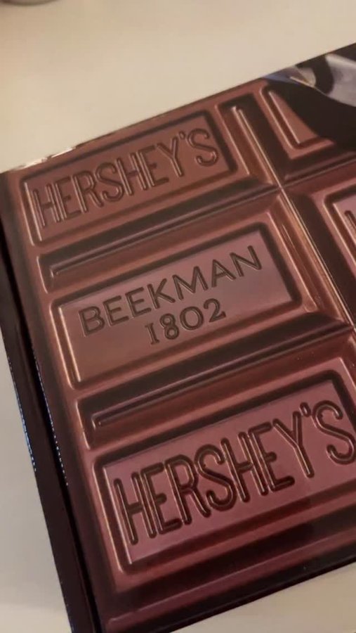 Instagram post by @mikaelabbeauty for Beekman 1802. Caption reads: Got the sweetest PR package ever from @beekman1802....