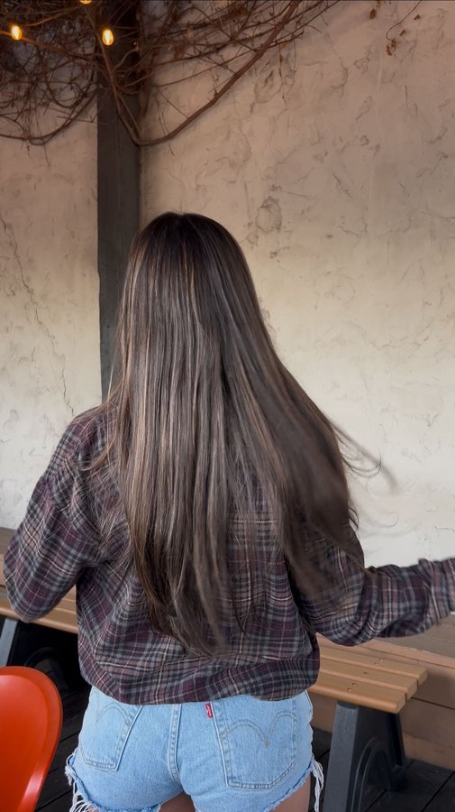 Instagram post by @marcelaadayan for dpHUE. Caption reads: .