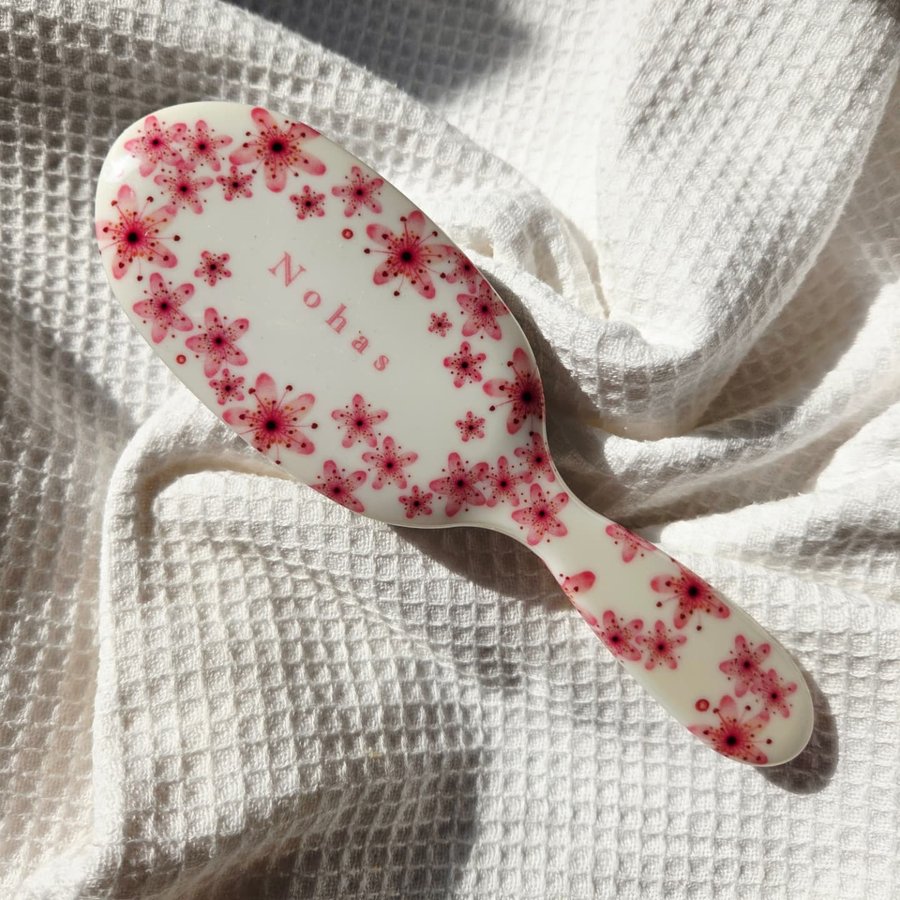 Instagram post by @bensonnohas for Rock & Ruddle. Caption reads: Hair care made pretty with @rockandruddle 😍

How....