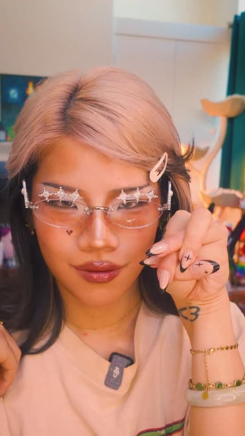 Instagram post by @frederic.chen for Apres Nail. Caption reads: [...] nail over a coffin nail every....