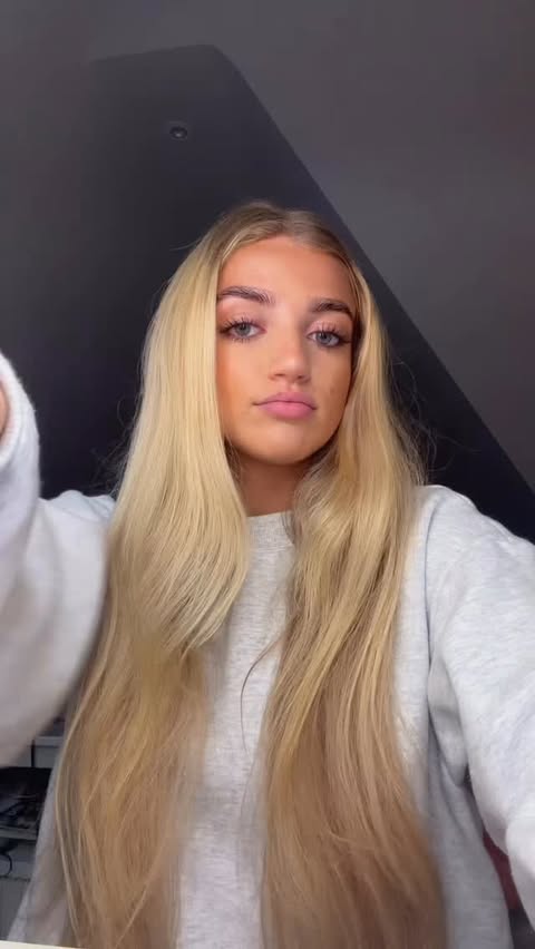 Instagram post by @princess_andre for Dr.pawpaw. Caption reads: [...] Ozian magic with this @wickedmovie x....