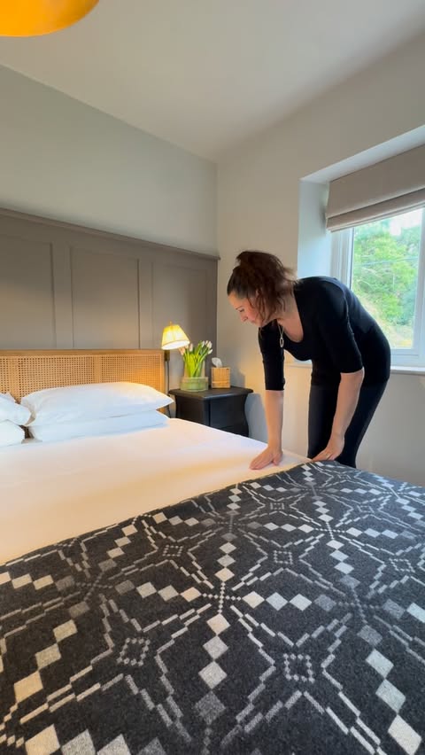 Instagram post by @cotswolds1234 for Hampton and Astley. Caption reads: [...] Bed – Step One ✨

Start with....