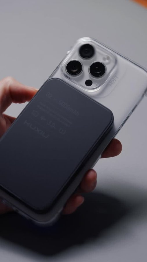 Instagram post by @renzsadiwa for KUXIU. Caption reads: KUXIU S2 Qi2 MagSafe Power Bank 🔥 The KUXIU S2....