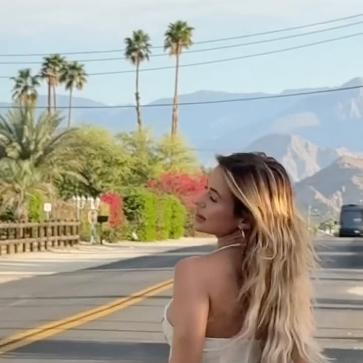 Instagram post by @marinatri for Suave. Caption reads: Easiest day to night hair transformation thanks to....