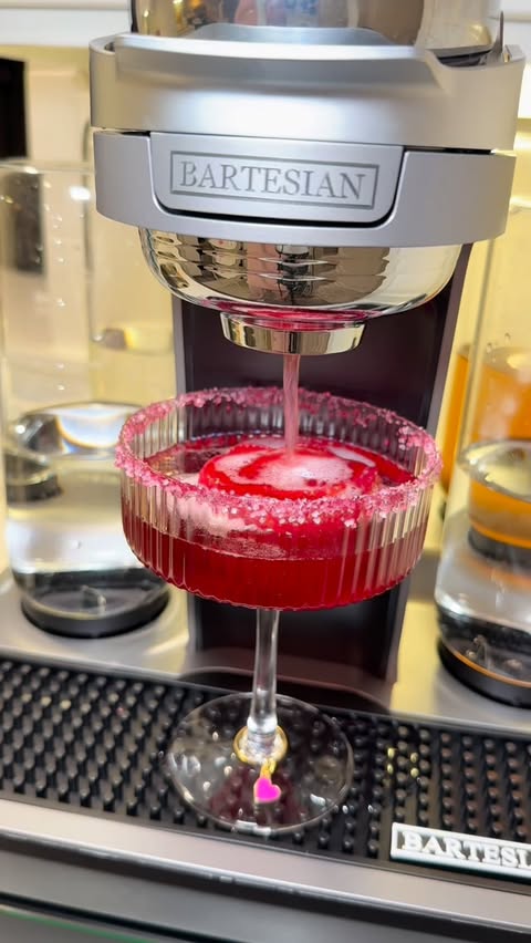Instagram post by @mai.ssalt for Bartesian. Caption reads: [...] Made 3 alcohol-free mocktails with the....