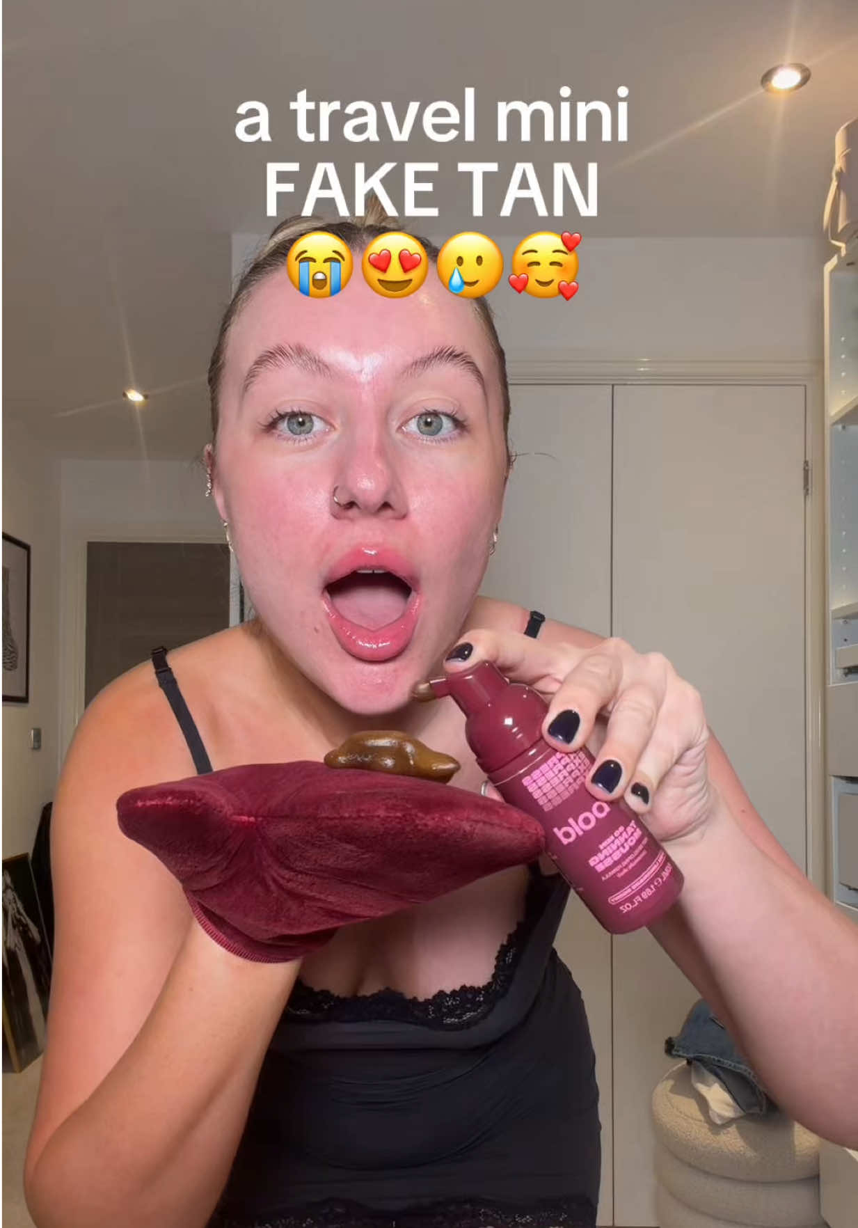 TikTok post by @josiepeaches for bBold Tan. Caption reads: a travel mini fake tan 😭😭😍😍 and the results....