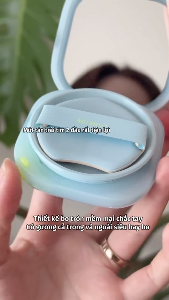 Instagram post by @luusuebeauty for LANEIGE. Caption reads: Review phấn nước mới nhà Laneige !!! Cushion....