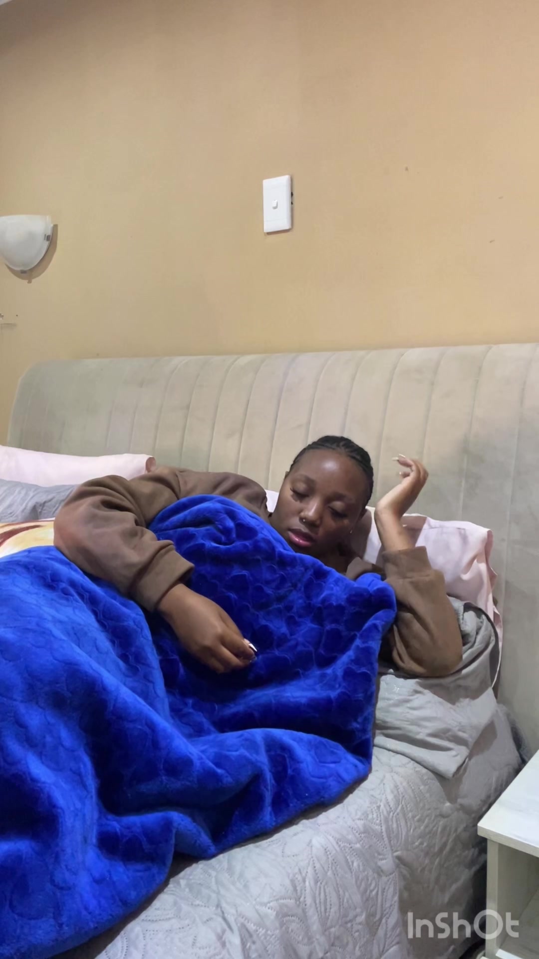 TikTok post by @nosego_bathabise for Service Insider. Caption reads: [...] #momentumhealth #gifted @Service Insider....