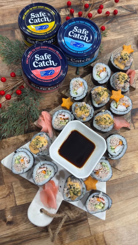 Instagram post by @cantinhonoseua for Safe Catch. Caption reads: Making seaweed rolls with @safecatchfoods Elite....