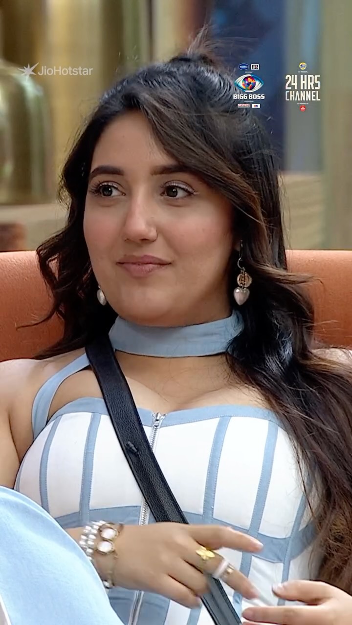 Instagram post by @ashnoorkaur for JioCinema. Caption reads: Ashnoor ke childhood tales ne Bigg Boss house ka....