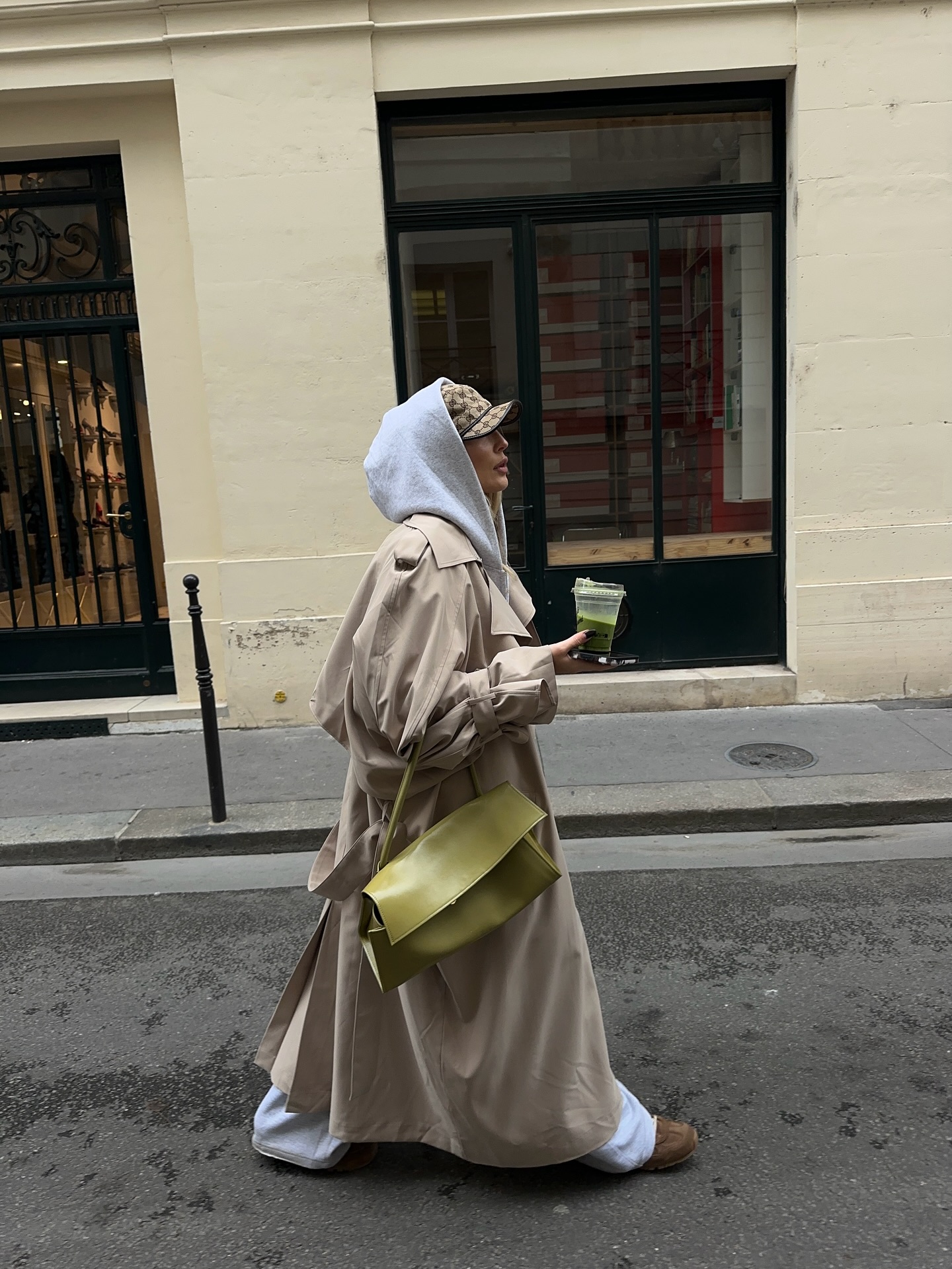 Instagram post by @melissa_thiebaut for Source Unknown. Caption reads: match my bag & my matcha 🍵 
@poelle_atelier....