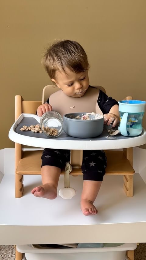 Instagram post by an influencer for Catchy. Caption reads: Breakfast with @highchaircatchy 👶🏼💙 It is a....