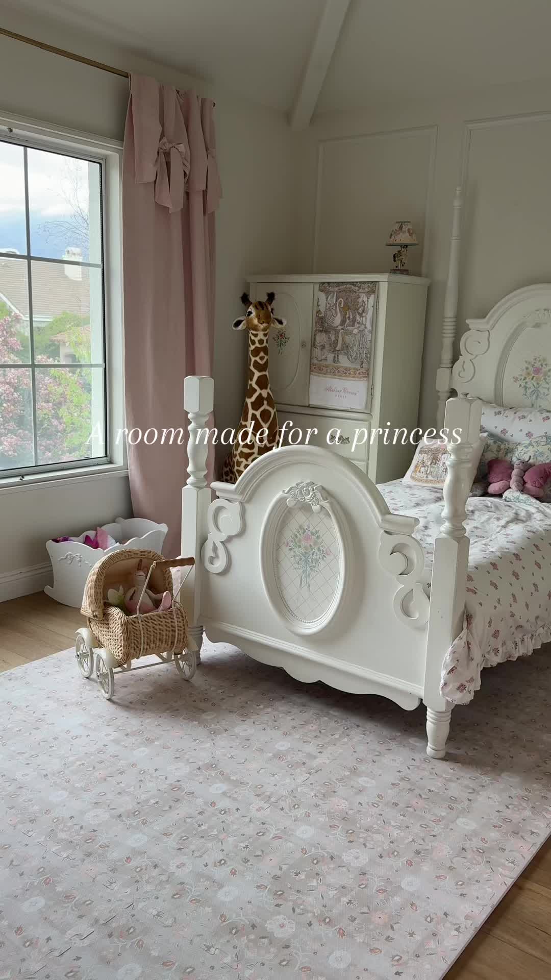 TikTok post by @thedaintylife for the House of Noa. Caption reads: This beautiful @the House of Noa playmat adds so....