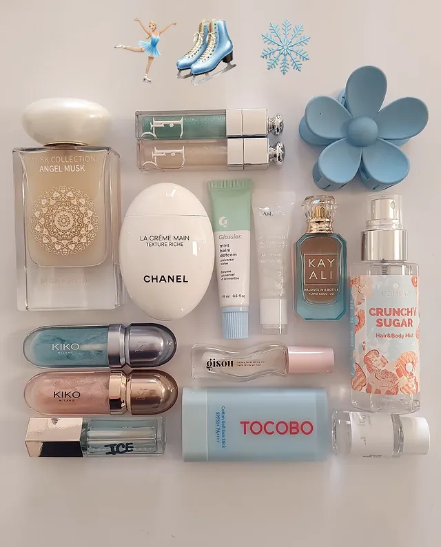Instagram post by @armadiodisabry for Commodity Fragrances. Caption reads: 𝗜𝗰𝗲 𝗣𝗿𝗶𝗻𝗰𝗲𝘀𝘀 𝗳𝗹𝗮𝘁𝗹𝗮𝘆⛸️❄️🧊🎖 My....