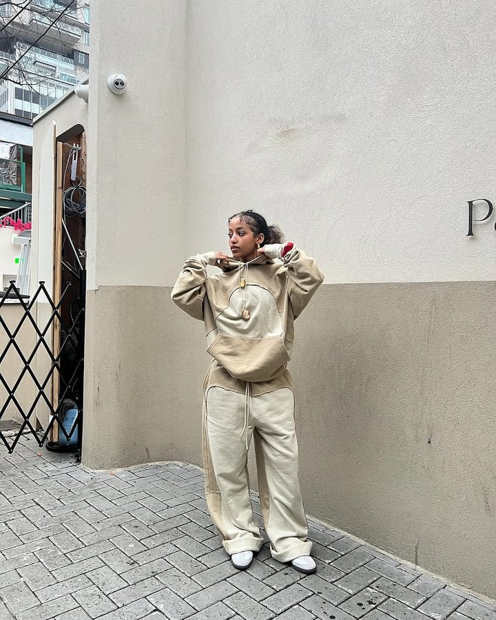 Instagram post by @prinxess.ronnie for Chnge. Caption reads: [...] it’s so comfy im obsessed 😩 Thank you....