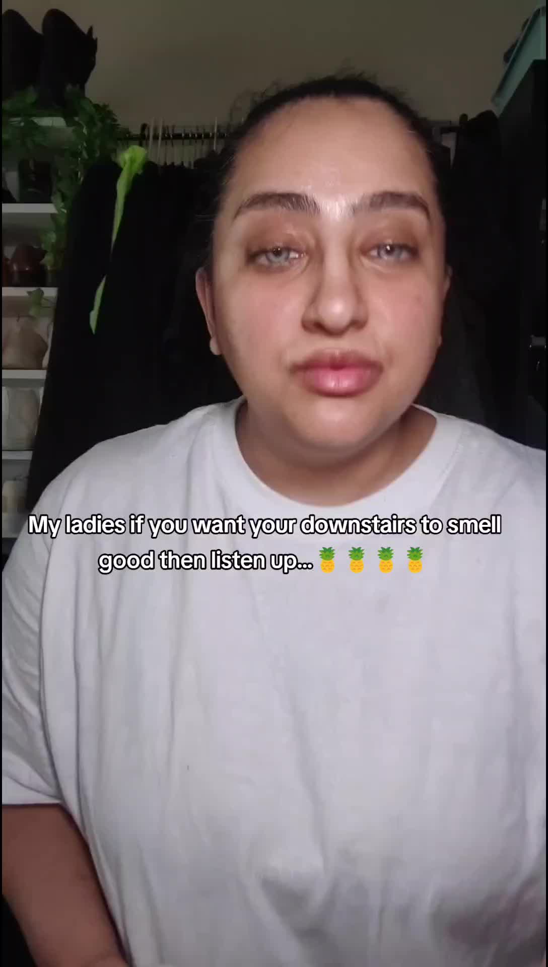 TikTok post by @samkiingofficial for Womenli Supplements. Caption reads: [...] #prebiotic #vflora #gut @Womenli Supplements....