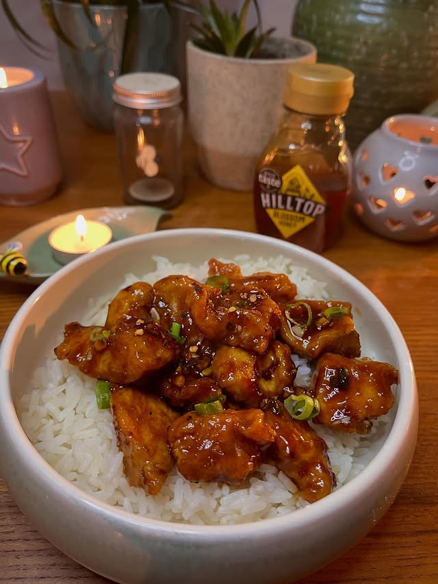 Instagram post by @mumsglasgowmeals for Degusta Box. Caption reads: It’s another Friday fakeaway… this week we’re....