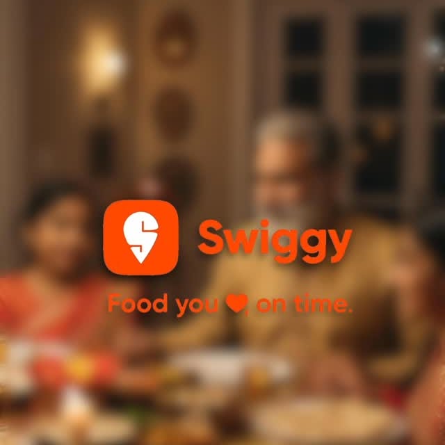 Instagram post by @in_n_aroundlife for Swiggy. Caption reads: “Papa… reedh ki haddi hote hain — kabhi toot’ti....