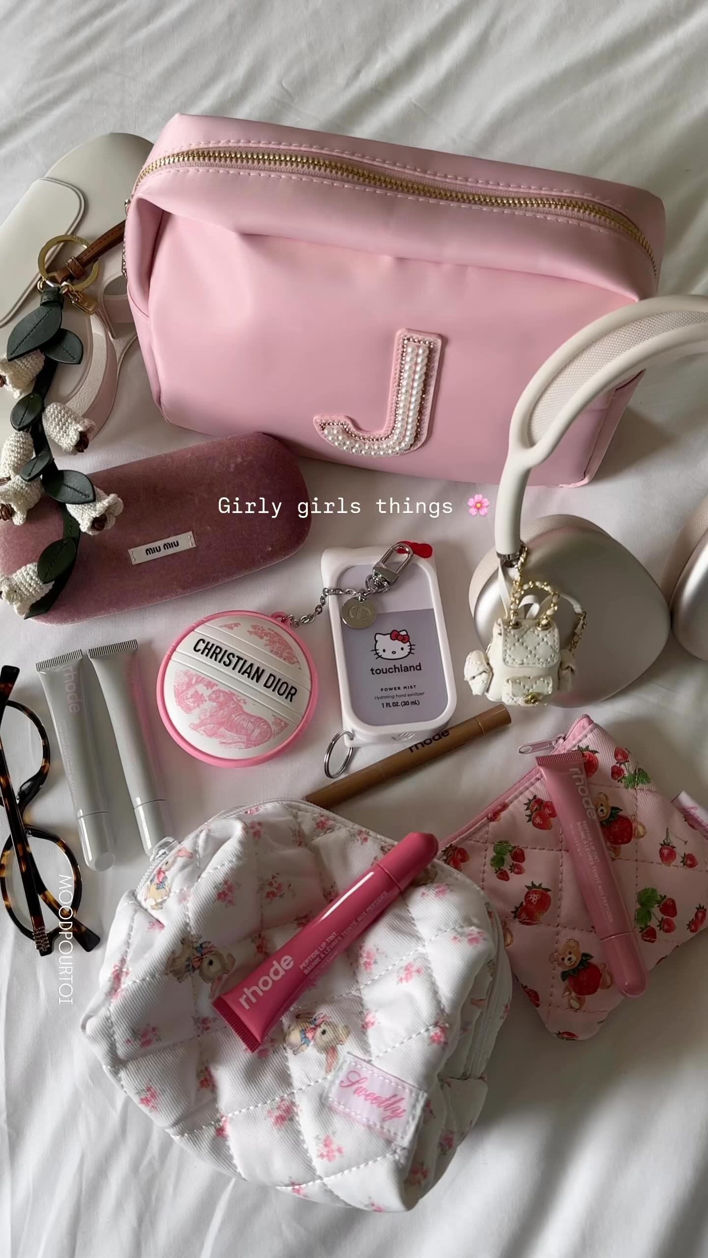 Instagram post by @moodpourtoi for Touchland. Caption reads: Girly girl things 🌸🤗 

That girl....