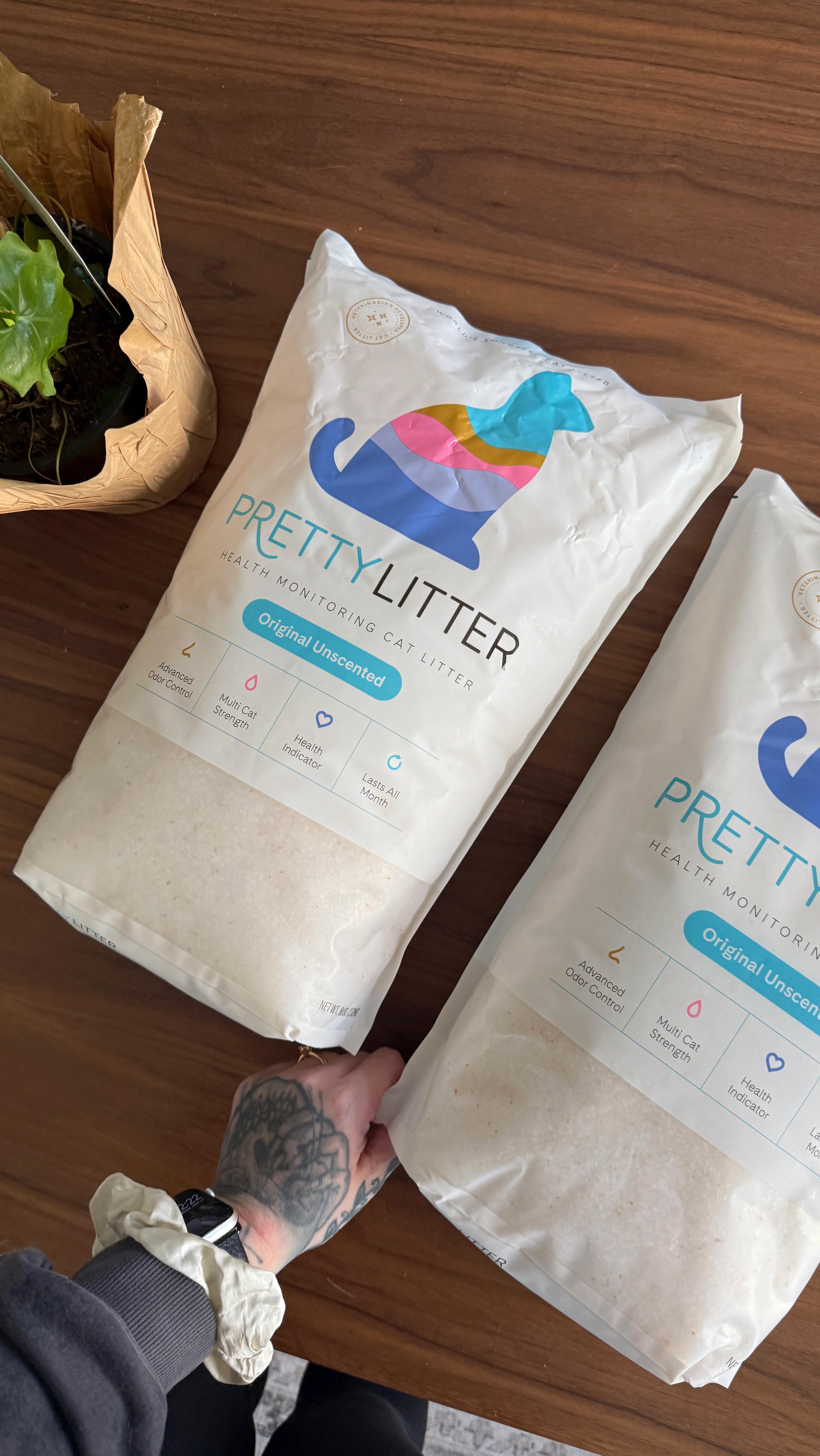 Instagram post by @discoverelle for PrettyLitter. Caption reads: [...] and healthy. I recently switched to....