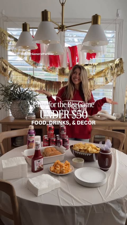 Instagram post by @stephleighworthy for Dollar General. Caption reads: @dollargeneral #DollarGeneralPartner Can you even....