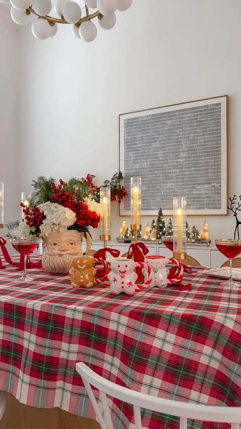 Instagram post by @kristensellentin for Evite. Caption reads: #ad Start the holiday fun with @evite! 🎨🌲🎀....