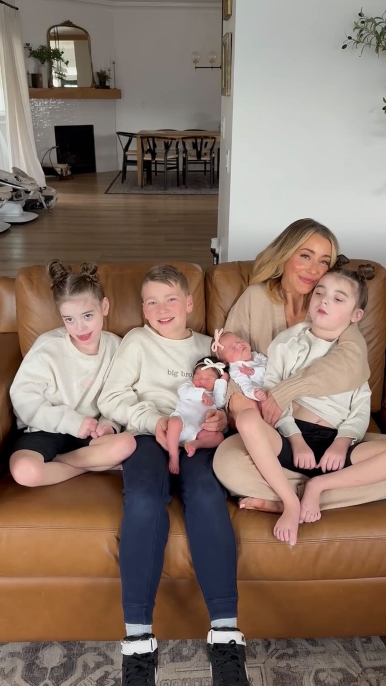 Instagram post by @shannonwillardson for Dr Browns. Caption reads: #ad #GoodStartxDrBrownsPartner UPDATE on Jane’s....