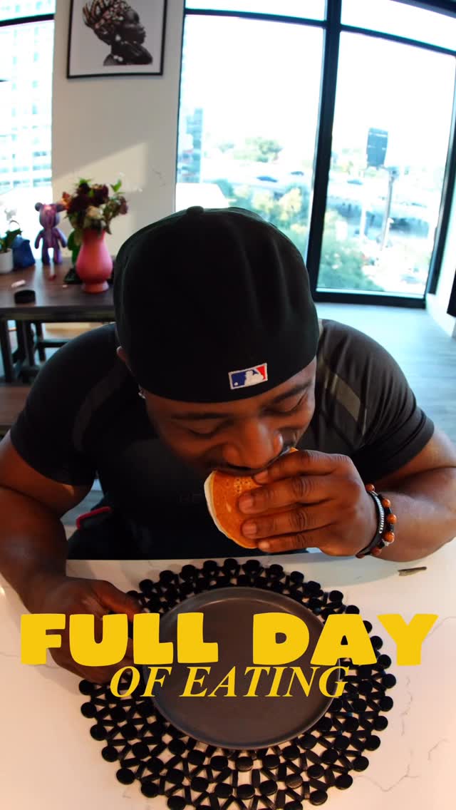 Instagram post by @russwole for Kodiak Cakes. Caption reads: [...] I started my day off with @kodiakcakes....