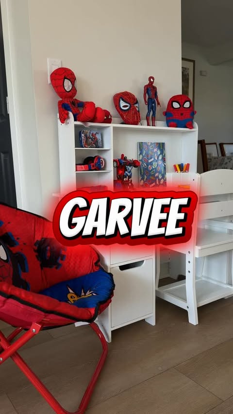 Instagram post by @y_a_b_l_o_n_s_k_a for Garvee. Caption reads: [...] and organize all his favorite toys.....