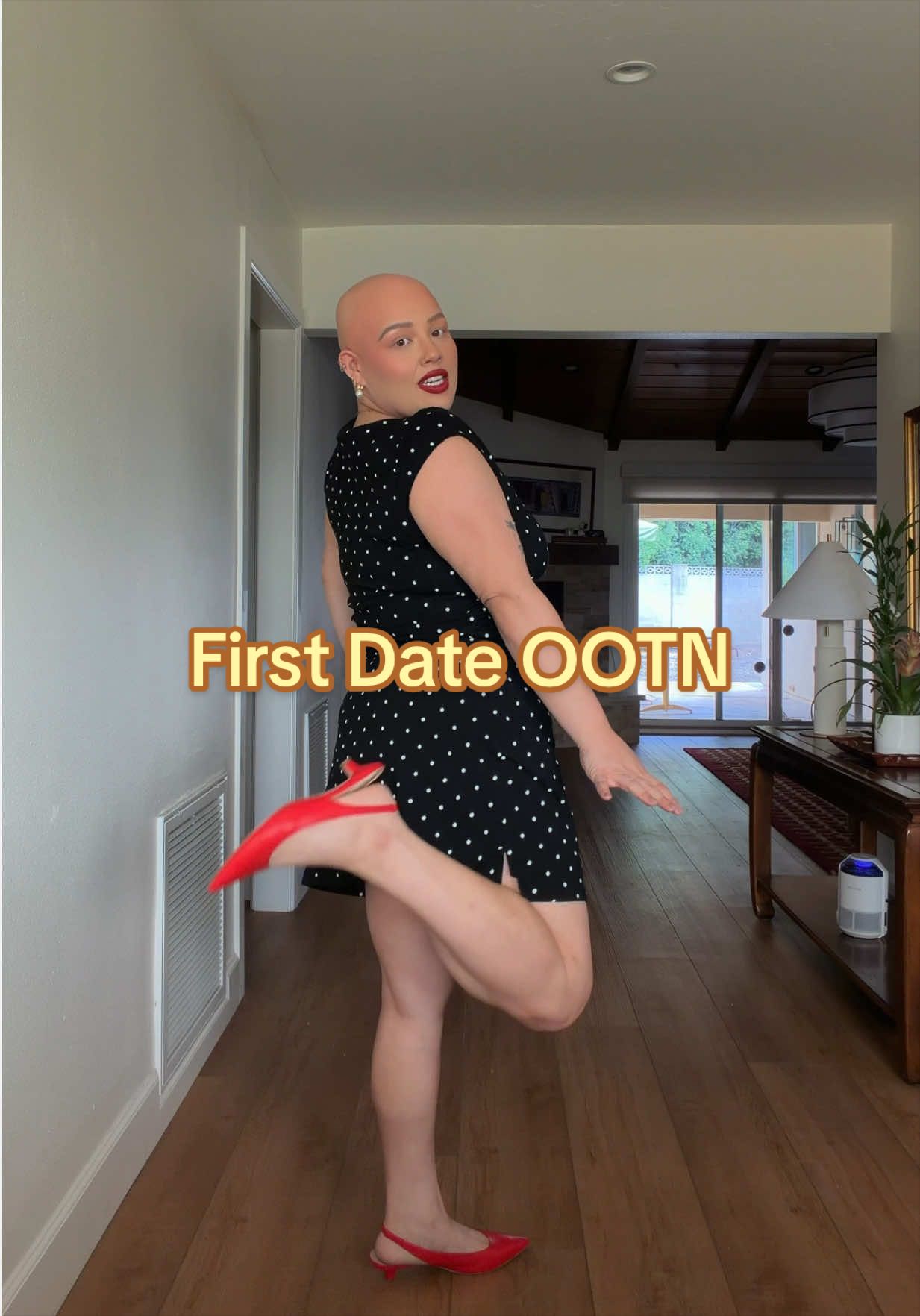 TikTok post by @baldiechi for CiderCloset. Caption reads: [...] down bc it’s SO stretchy 🌟 @Cider....