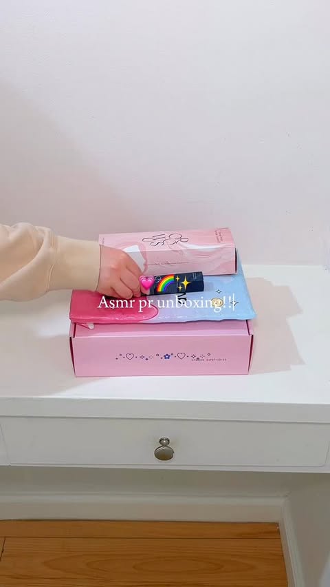 Instagram post by @llifewatara for Evereden. Caption reads: [...] amazing packages!! 🥹💕 • @everedenbrand....
