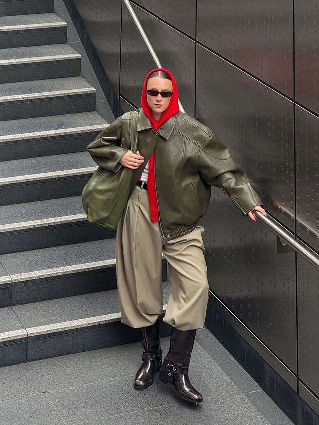 Instagram post by @lara_bsmnn for ALOHAS. Caption reads: Anzeige| strolling around in my new @alohas boots....