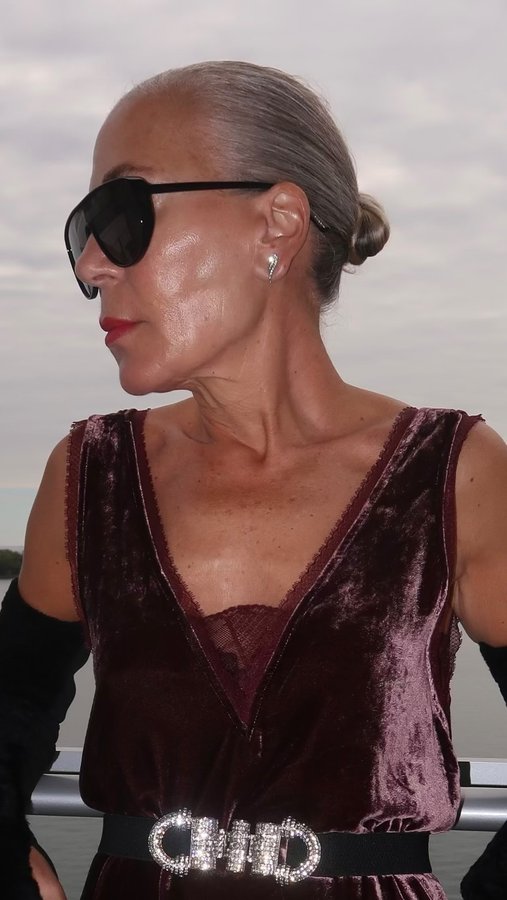 Instagram post by @lisacorbo for Zadig&Voltaire. Caption reads: crushing with @zadigvoltaire 

#fashion #f #ootd.