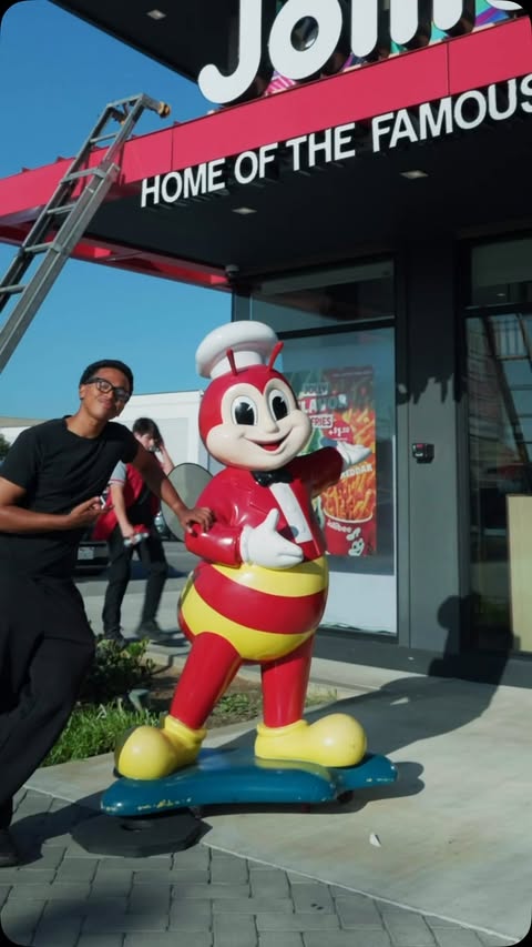 Instagram post by @maarrjack for Jollibee US. Caption reads: [...] Island menu before it’s gone! @jollibeeus....
