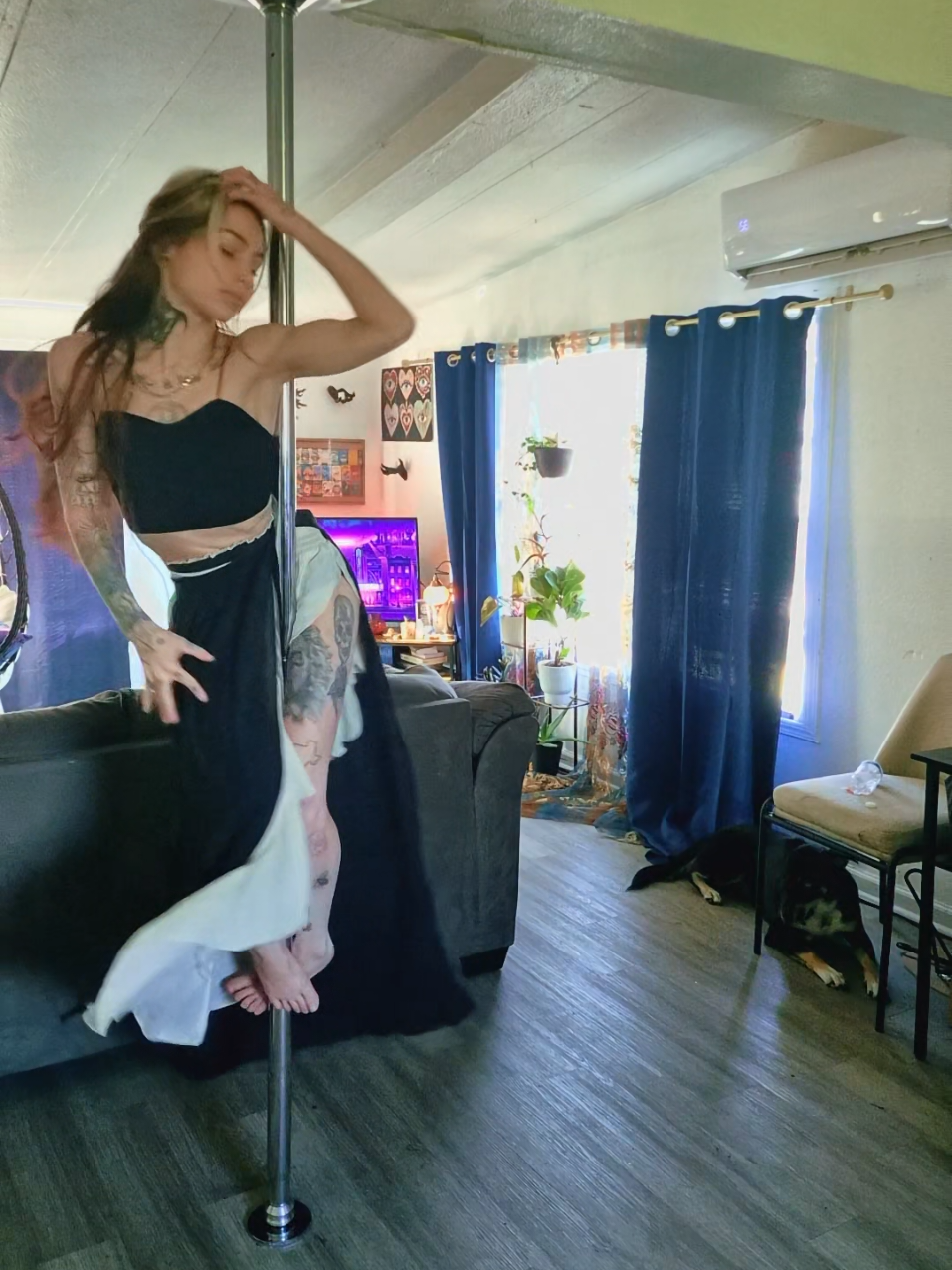 TikTok post by @tmoniii for Yaheetech. Caption reads: [...] #poledance #health #thefeminineurge....