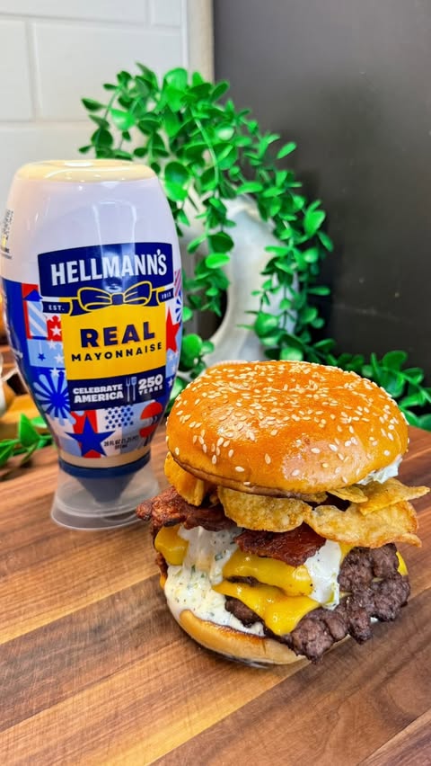 Instagram post by @cookwithauds for Hellmann’s Mayonnaise. Caption reads: [...] with the perfect kick thanks to....