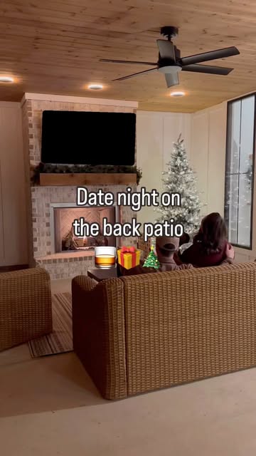 Instagram post by @tylergrowthlife for Maker’s Mark. Caption reads: #AD21 The perfect gift this holiday season —....