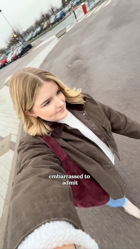 Instagram post by @jesskbacon for FatFace. Caption reads: [...] in its own time🥰✨♥️ Jeans & jumper are....