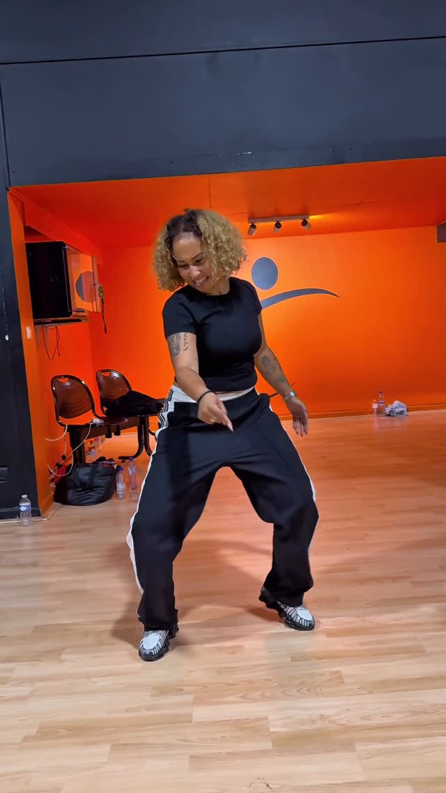 Instagram post by @atilenak_off for Nike Women. Caption reads: Something little bit different 🥀
I really enjoyed....