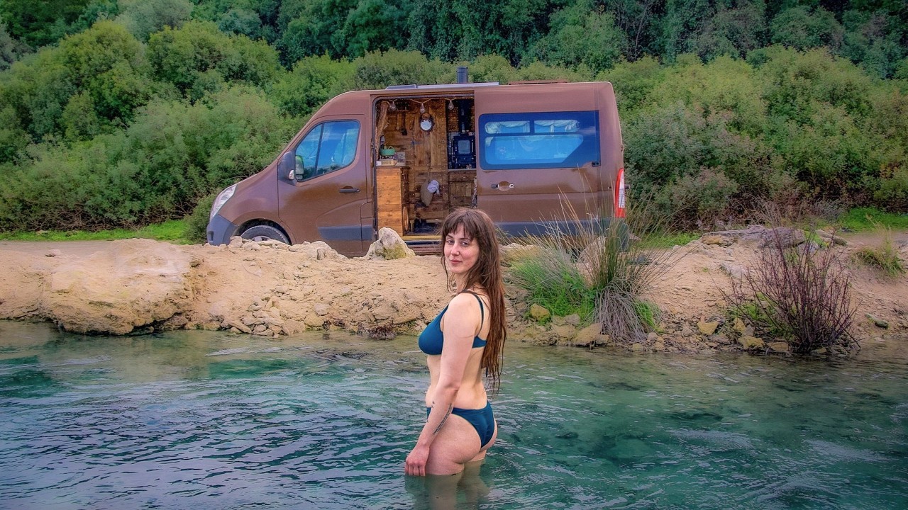 YouTube post by @Roots-In-The-Wild for Son de Flor. Caption reads: [...] at no extra cost to you. MY DRESSES - Son de....