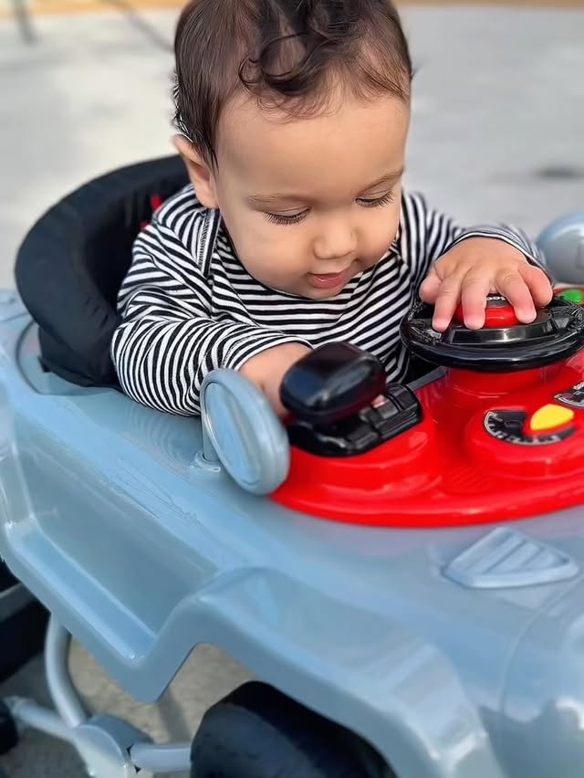 Instagram post by @raelene.yvette for Delta Children. Caption reads: [...] 💛
This Jeep Activity Walker from....