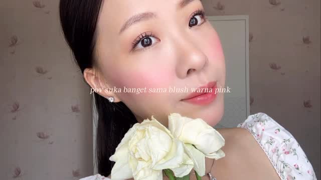 Instagram post by @jeannierubyyjean for MS GLOW. Caption reads: baked blush holic @msglowbeauty @authentic.msglow....