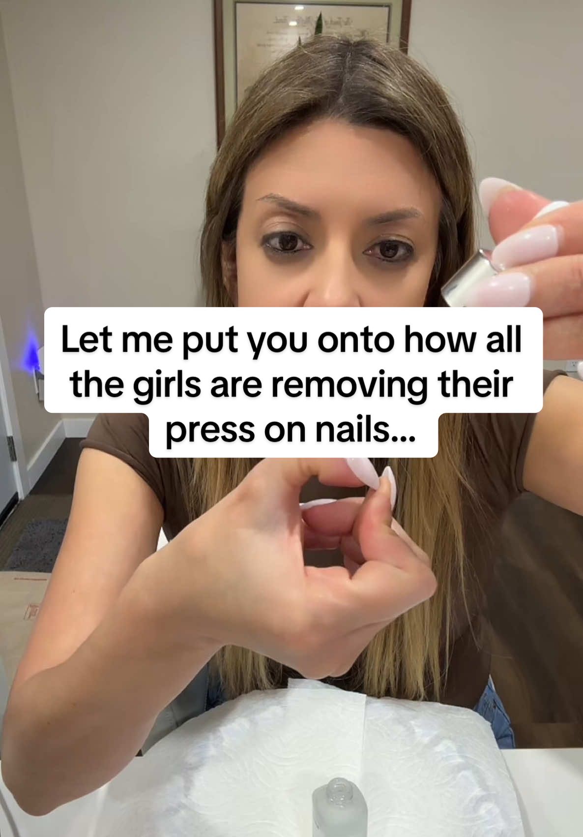 TikTok post by @ilyanacastaneda for Glamnetic. Caption reads: [...] press on nails with the @Glamnetic Press On....
