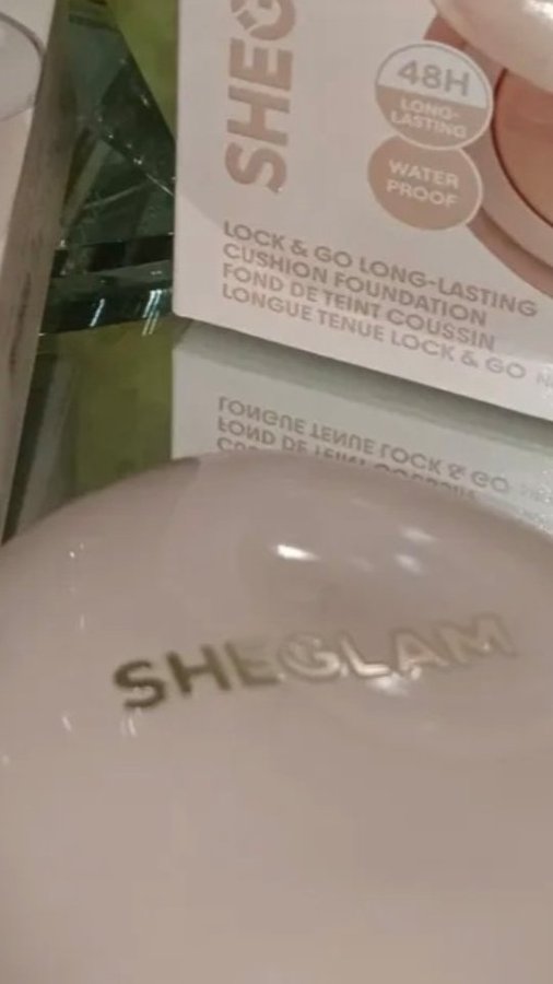 Instagram post by @seja28chiara for SHEGLAM. Caption reads: 2025 SHEGLAM Cushion Foundation....